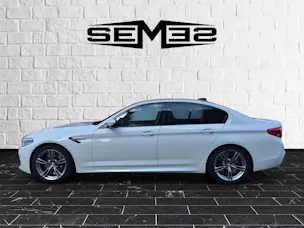 BMW M5 xDrive Drivelogic