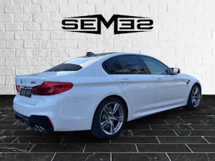 BMW M5 xDrive Drivelogic