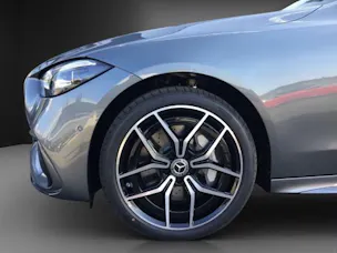 Mercedes-Benz C 220 d T 4 Matic