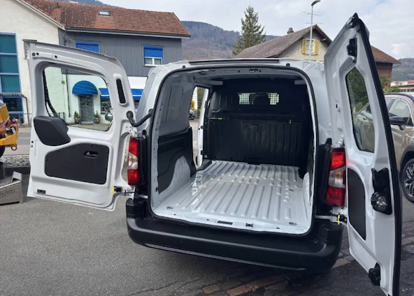 Fahrzeugbild 16 Fahrzeugbild 16