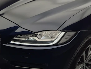 https://vehicle.imgix.net/4243041/2b598e97-281b-462c-9c00-1beb1e26ba4b.jpg