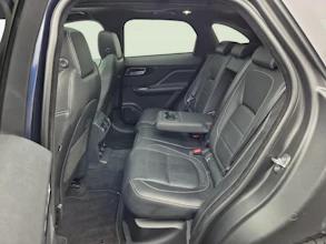 https://vehicle.imgix.net/4243041/7e76e5b6-96b8-4e80-8800-d022a27c4089.jpg