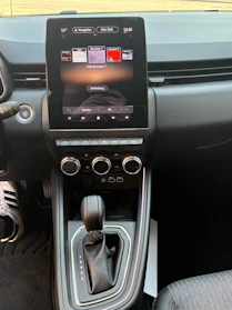MITSUBISHI COLT 8