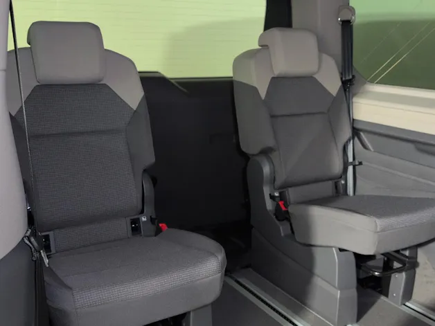 VW Multivan 1.5 eHybrid Liberty 4Motion DSG