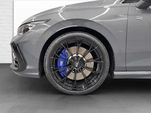 VW Golf VIII 2.0 TSI R DSG 4motion