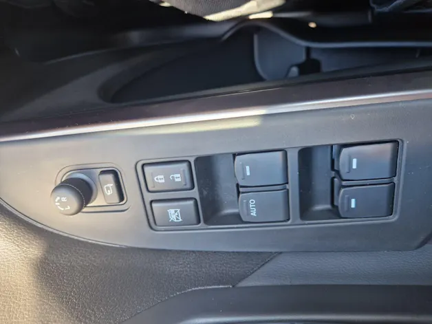 Suzuki S-Cross 1.4 T Sakura Top Hybrid 4x4