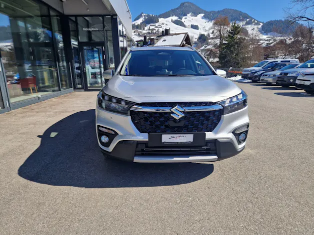 Suzuki S-Cross 1.4 T Sakura Top Hybrid 4x4