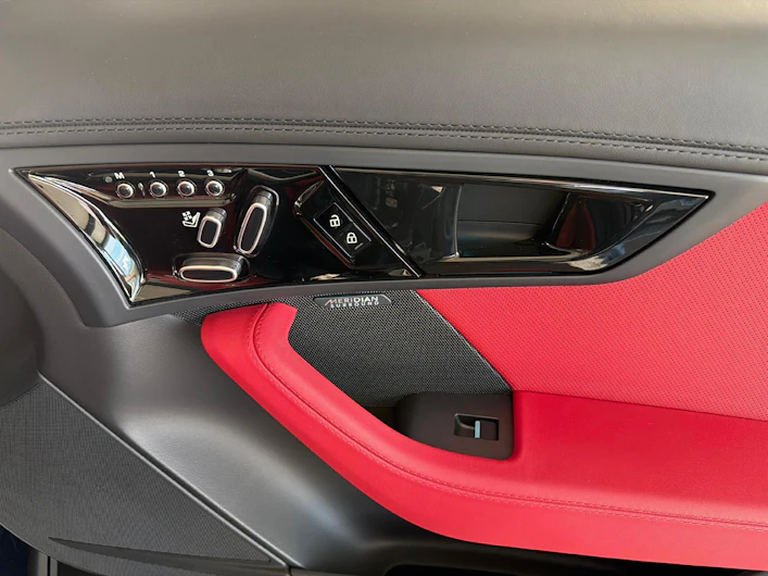 Fahrzeugbild JAGUAR F-TYPE