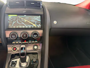 Jaguar F-Type Convertible 5.0 V8 R AWD ZP Edition einer von 150