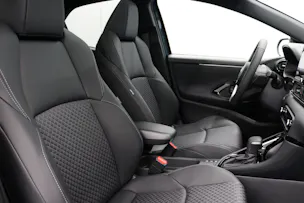 Toyota Yaris 1.5 VVT-i HSD Premium