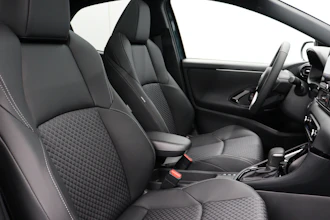 https://vehicle.imgix.net/4243338/34ea2d54-3eb7-472f-81aa-3948578b0c52.JPG