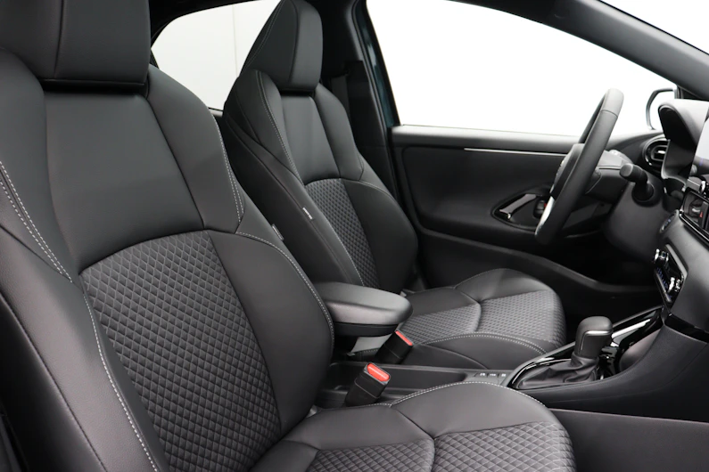 Fahrzeugbild TOYOTA YARIS