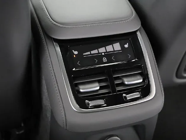 Volvo XC90 2.0 T8 TE XCLUSIVE Ultra Dark eAWD