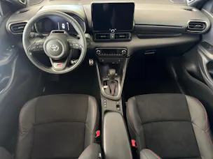 Toyota Yaris 1.5 VVT-i HSD GR Sport