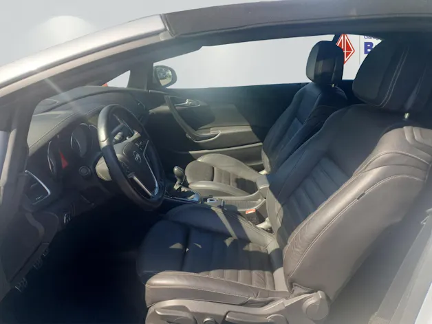 Opel Cascada 1.4 T eTEC Cosmo S/S