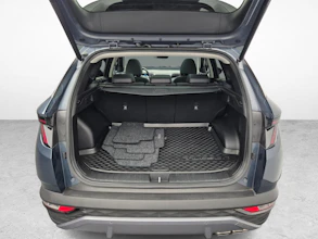 https://vehicle.imgix.net/4243575/20eca0bb-0fc7-4044-8ff1-2bf68ab7c752.jpg
