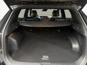 https://vehicle.imgix.net/4243588/919d17da-cc4a-4a4e-a617-853c16681fc4.jpg