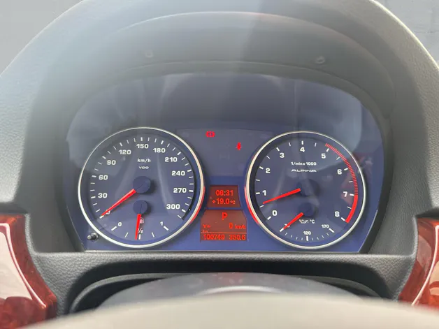 BMW Alpina B3 Touring 3.0 Biturbo  4x4 (CH) AHK 1.8T