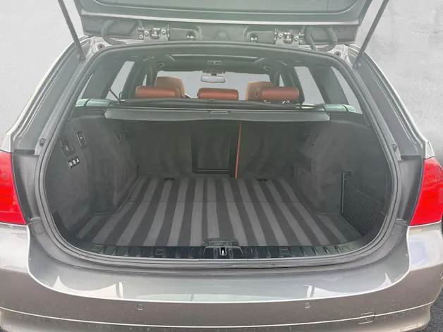 BMW Alpina B3 Touring 3.0 Biturbo  4x4 (CH) AHK 1.8T