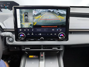 https://vehicle.imgix.net/4243602/a9f867f7-e465-440c-8fd6-abc3b0fe7af7.jpg