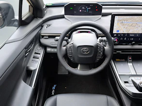https://vehicle.imgix.net/4243602/fdf6a74a-57bb-4814-b0c6-c3fb9c451a27.jpg