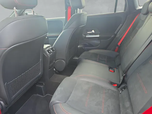 Mercedes-Benz GLA 35 AMG 4matic (CH)