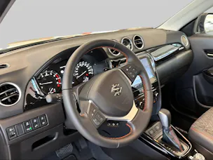 Suzuki Vitara 1.4 T Black Edition Top Hybrid 4x4