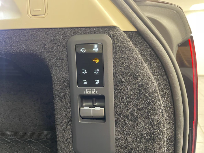 Fahrzeugbild LAND ROVER RANGE ROVER