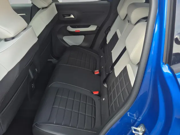 Citroën C3 1.2 Hybrid Edition Tricolore