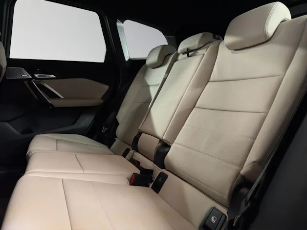 BMW X1 23i xDrive paddles