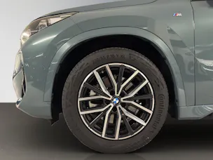 BMW X1 23i xDrive paddles