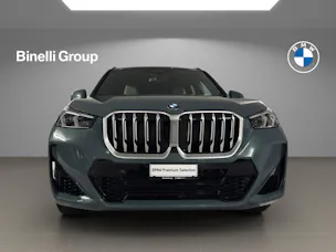 BMW X1 23i xDrive paddles