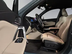 BMW X1 23i xDrive paddles