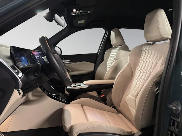 BMW X1 23i xDrive paddles