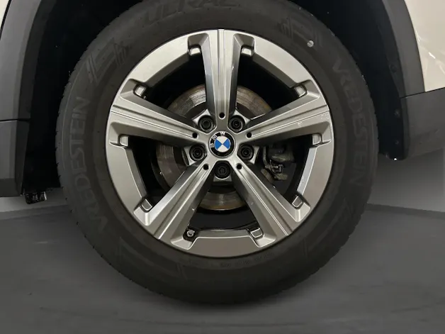 BMW X1 20d xDrive AHK