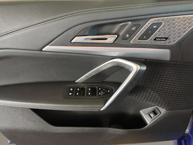 BMW X2 20d xDrive paddles