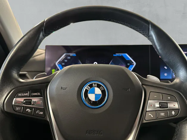 BMW 330e xDrive Touring G21 (CH) AHK 1.5T ** Leasing dès 1,9% **