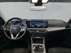 BMW 330e xDrive Touring G21 (CH) AHK 1.5T ** Leasing dès 1,9% **