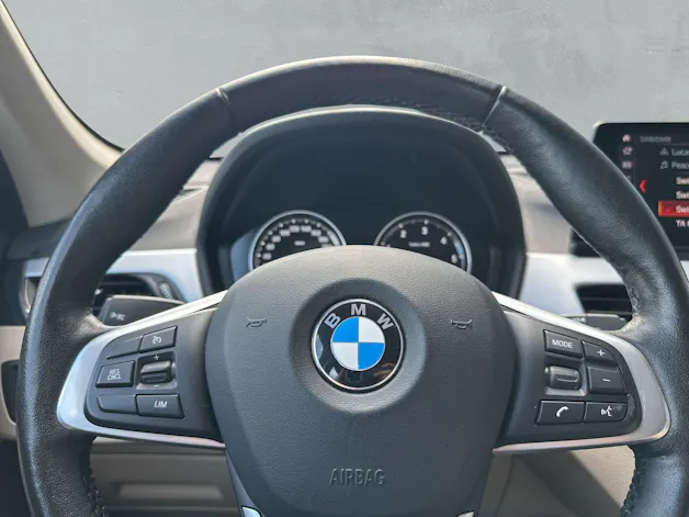 BMW X1 18d xDrive Steptronic F40 (CH)