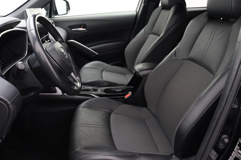 Fahrzeugbild TOYOTA COROLLA CROSS