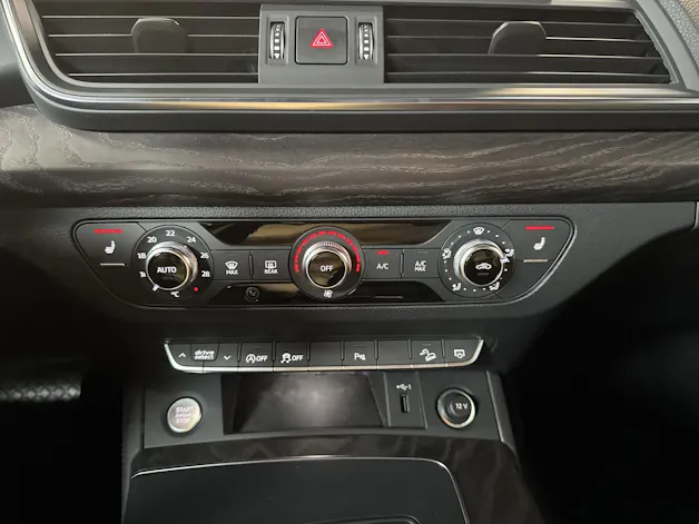 Audi Q5 2.0 45 TFSI quattro S-Tronic (CH)