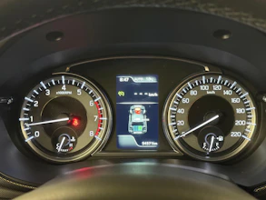 https://vehicle.imgix.net/4244010/95634c76-1b84-461e-b5d3-1700f4548854.jpg