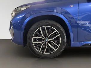 BMW X1 23i xDrive paddles