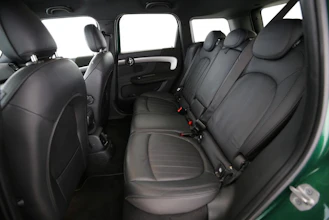 https://vehicle.imgix.net/4244085/a11a5c36-ed0f-488e-98a7-53cd4ad13527.jpg