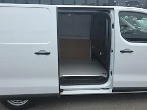 Citroën Jumpy Kaw. M 1.5 BlueHDi 120 First S/S