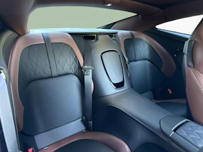 Fahrzeugbild ASTON MARTIN DB12 Coupé 4.0 V8 Bi-Turbo