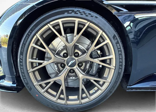 Aston Martin DB12 Coupé 4.0 V8 Bi-Turbo