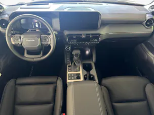 Toyota Land Cruiser 2.8 D 48V Invincible