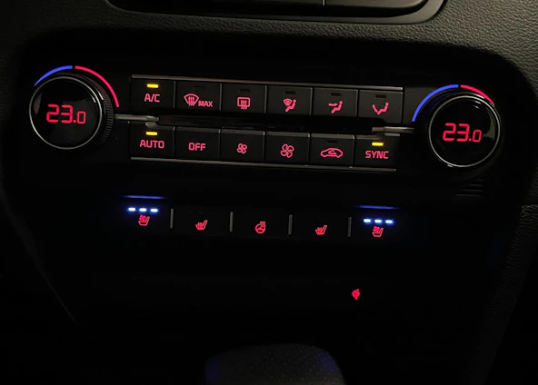 immagine del veicolo 10 immagine del veicolo 10