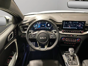 Fahrzeugbild KIA Ceed SW 1.5 T-GDi MHEV GT-Line